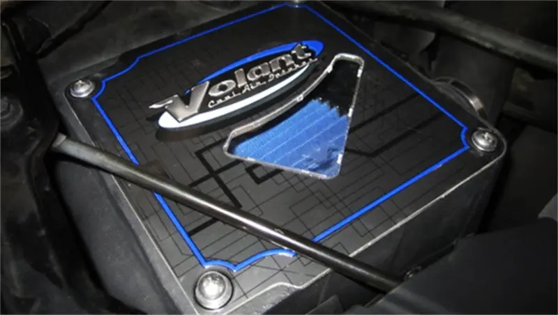 Volant 14-15 Gmc Sierra/Chevy Silverado 2500/3500Hd 6.0L V8 Pro5 Closed Box Air Intake System 2