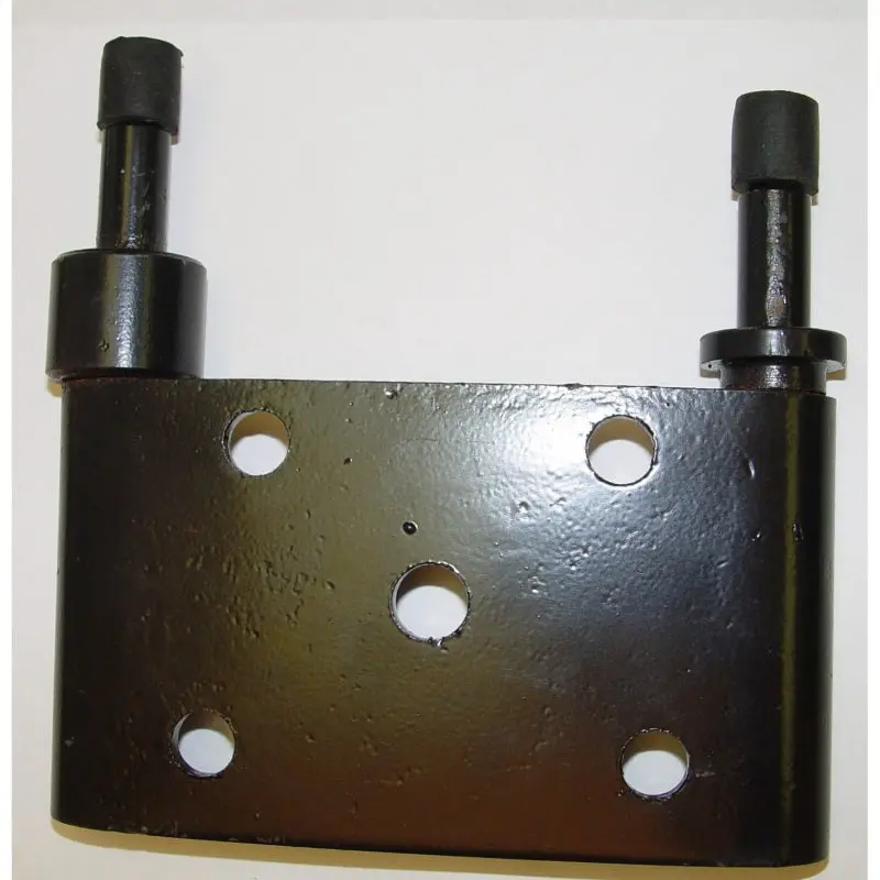 Omix Rh Spring Plate 76-86 Jeep Cj Models 1
