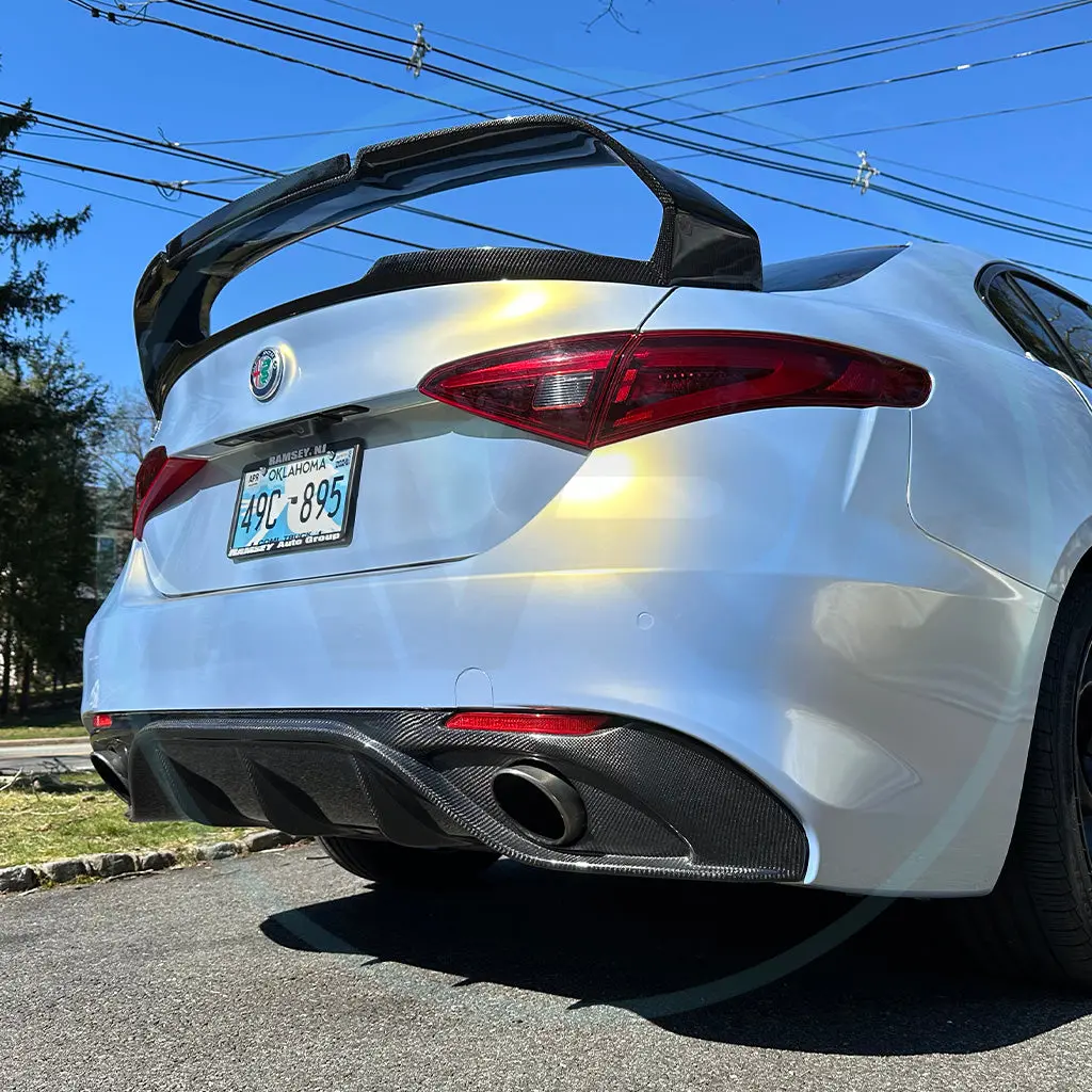 Alfa Romeo Giulia Gtam Carbon Fiber Wing Spoiler | Avra 2