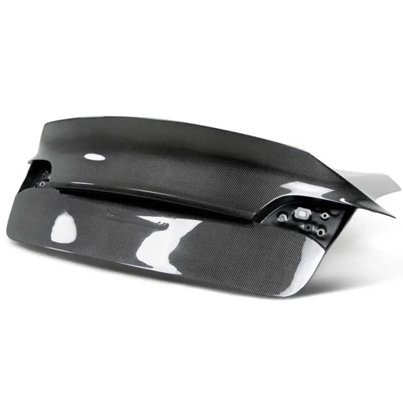 Seibon Tesla Model 3 Carbon Fiber Trunk Lid Integrated Duckbill Spoiler 17-20 1